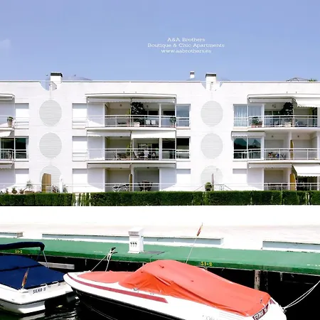 A&a Brothers Boutique -marina Port D'aro- * S'Agaro