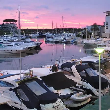A&a Brothers Boutique -marina Port D'aro- Daire S'Agaro